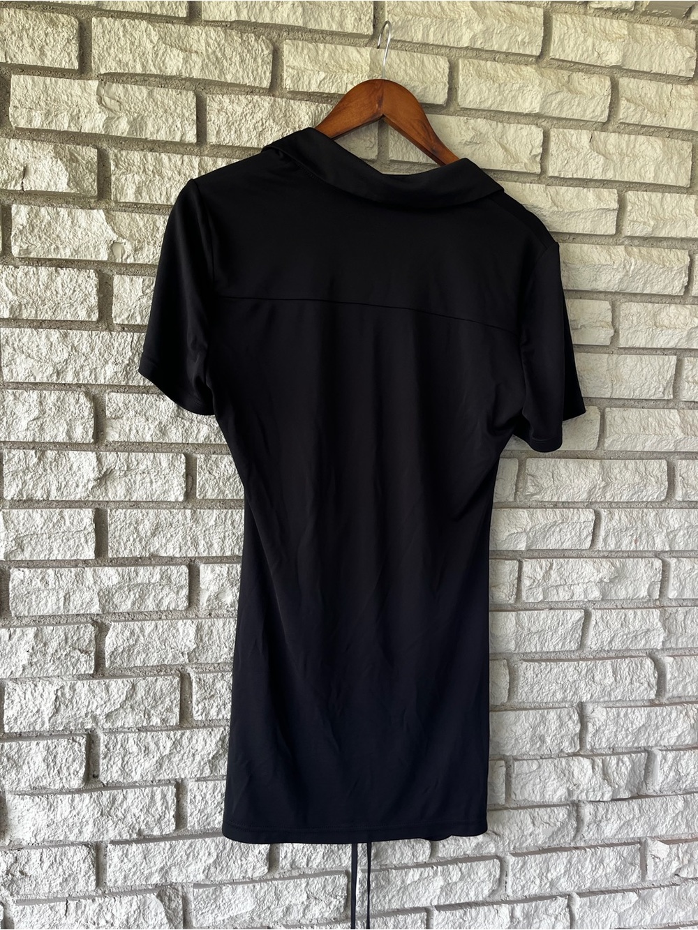 Alice + Olivia Black V-Neck Marsha Rucched Polo Tee Dress Size Large - Picture 6 of 6